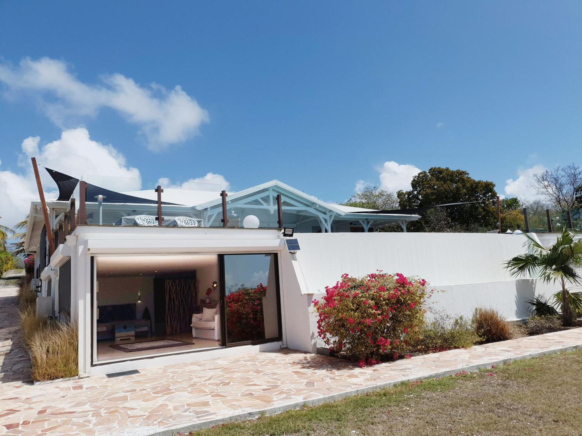 סן-פרנסואה Villa Deluxe L'Hacienda Villa Vue Mer 180 Piscine Jacuzzi Proche Plage Marina Golf Pointe Des Chateaux Et Casino Jardin Clos Voyage Durable חדר תמונה